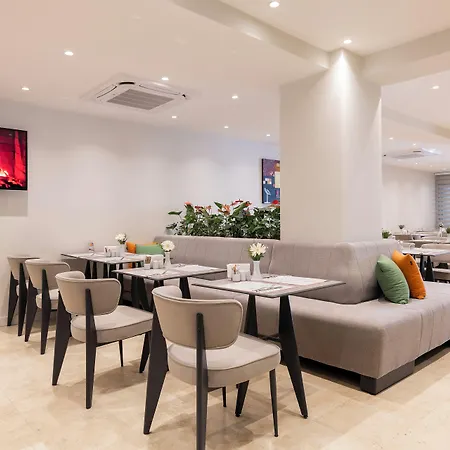 Hotel Beyond 4*