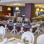 Hotel Beyond 4*